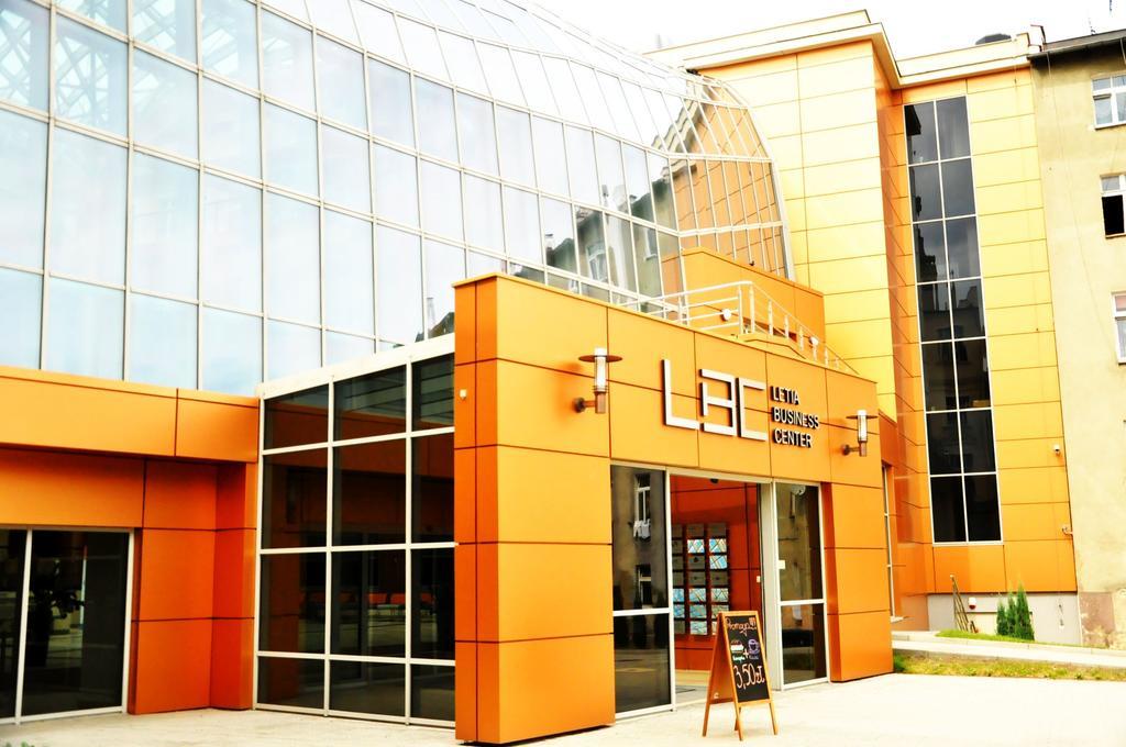 Hotel Przy Baszcie 웨그니차 외부 사진
